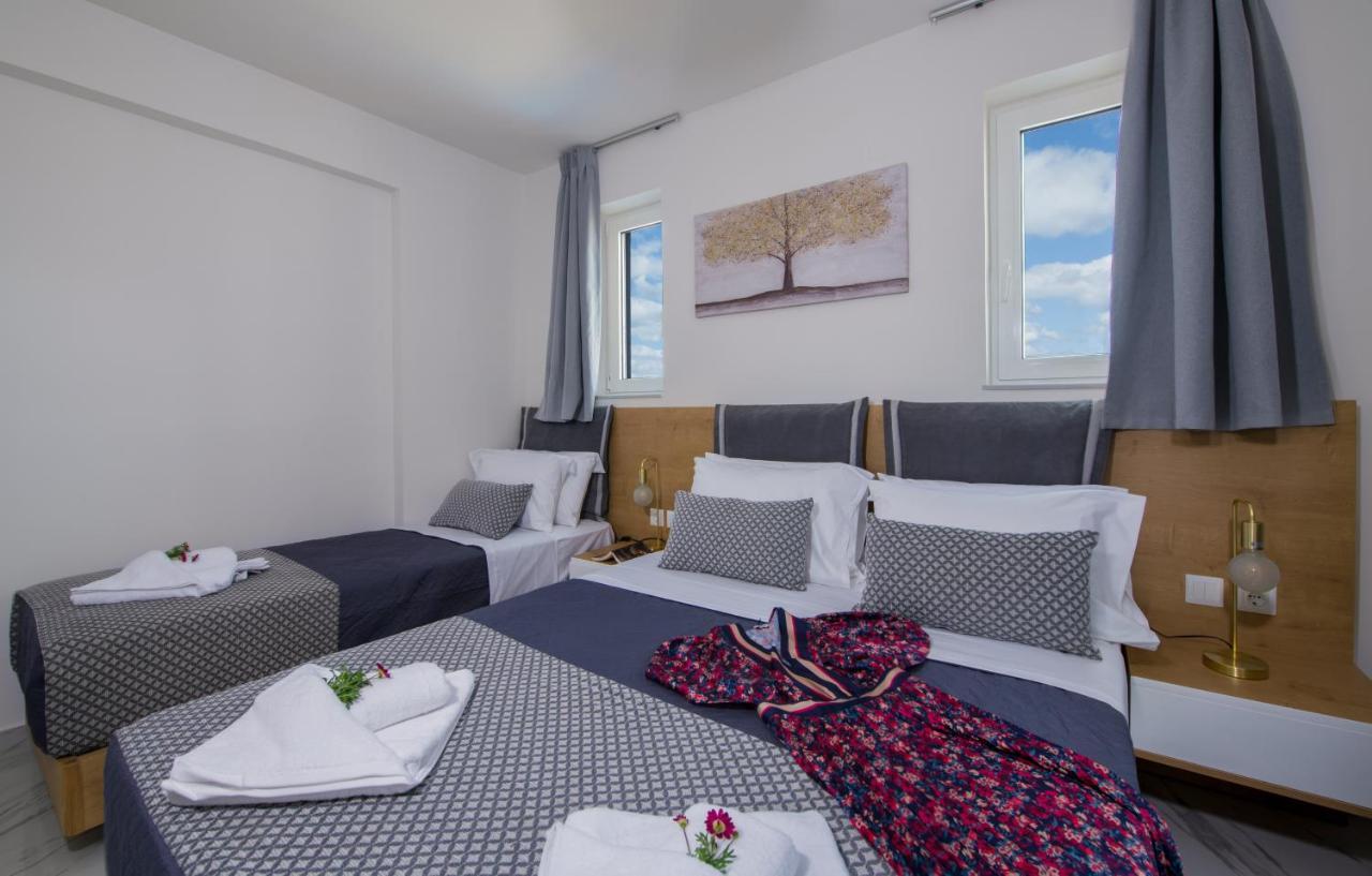 Deluxe City Hotel Chania  ภายนอก รูปภาพ