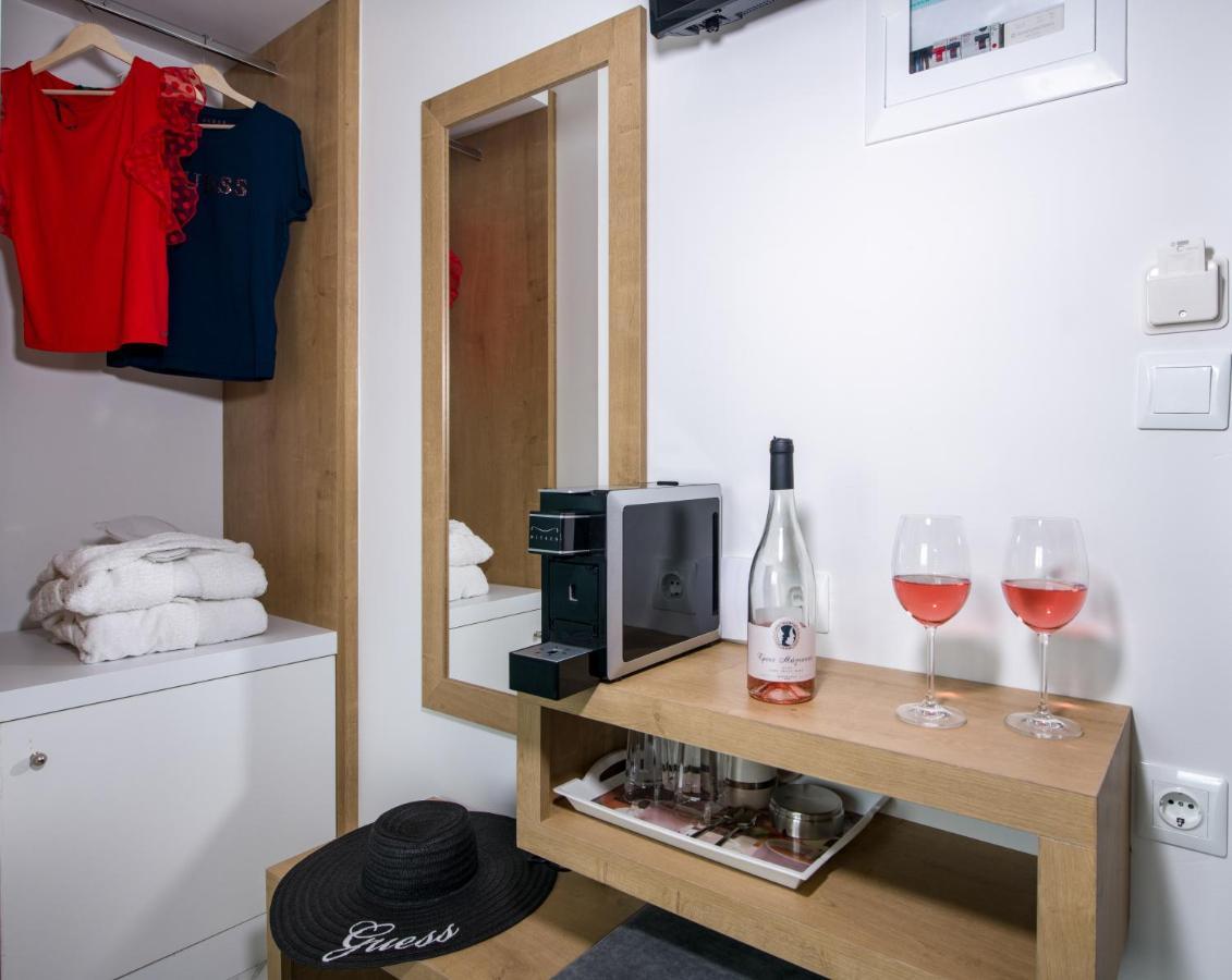 Deluxe City Hotel Chania  ภายนอก รูปภาพ