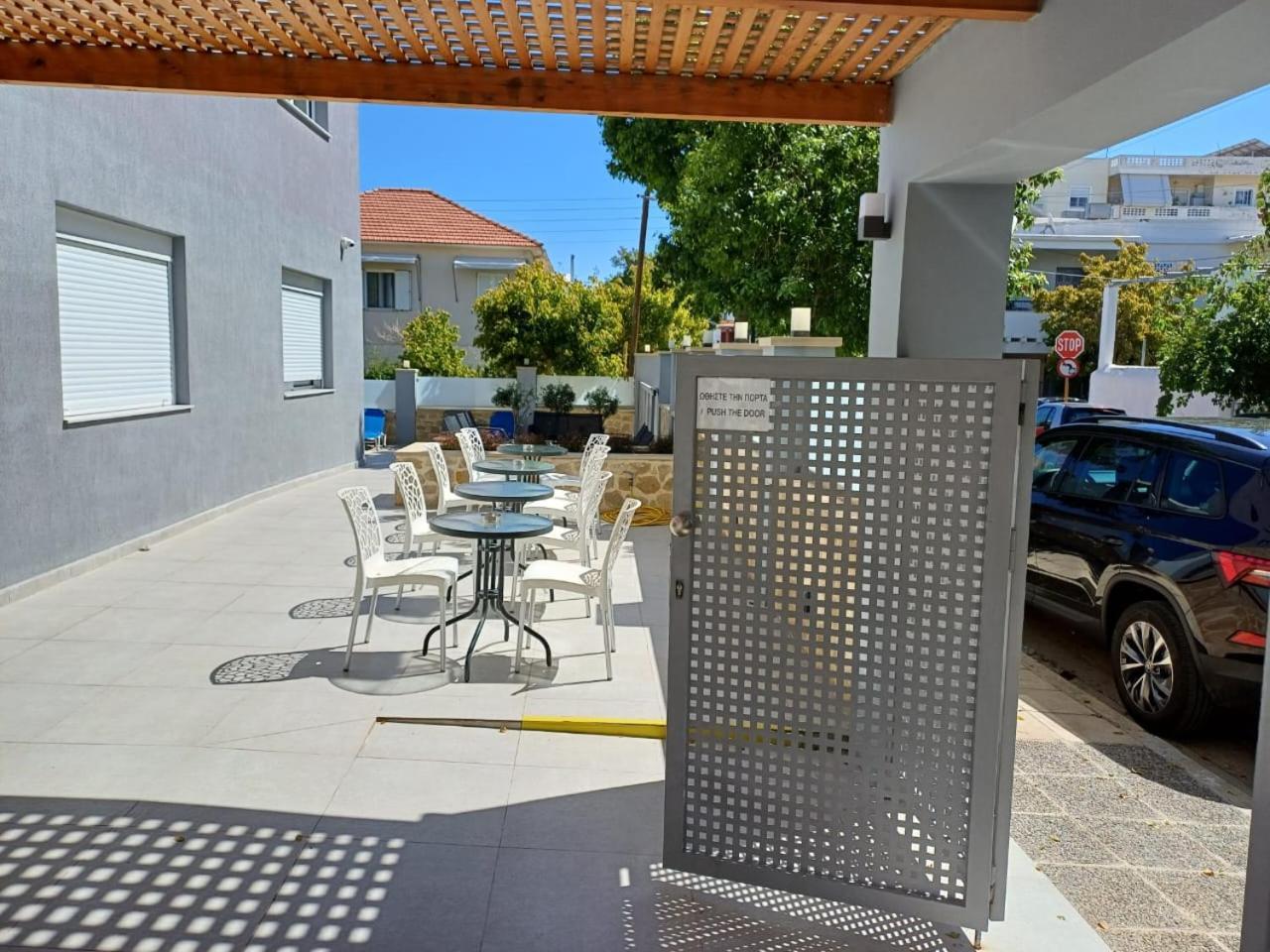 Deluxe City Hotel Chania  ภายนอก รูปภาพ