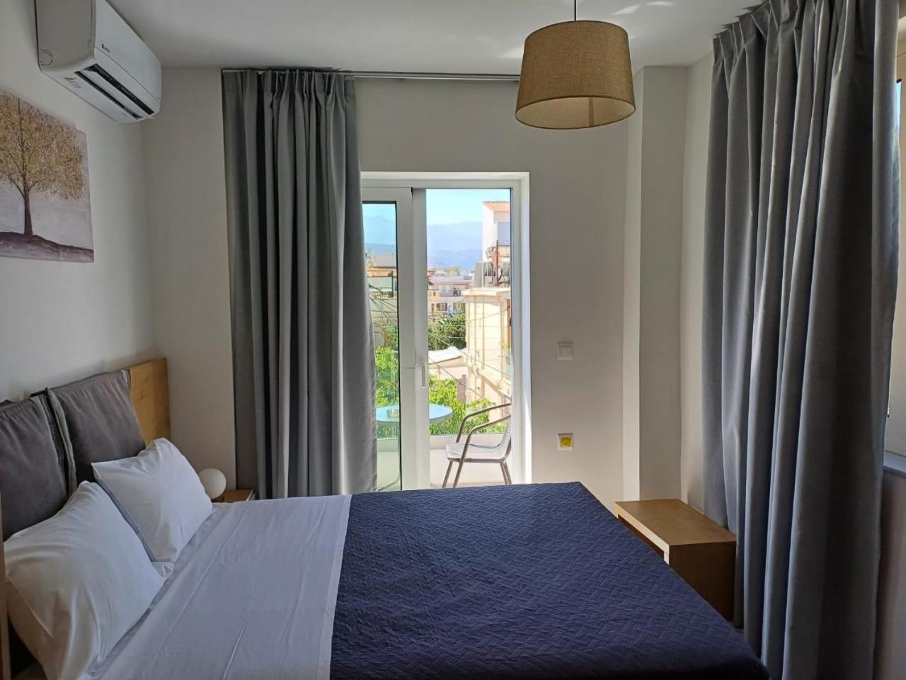 Deluxe City Hotel Chania  ภายนอก รูปภาพ