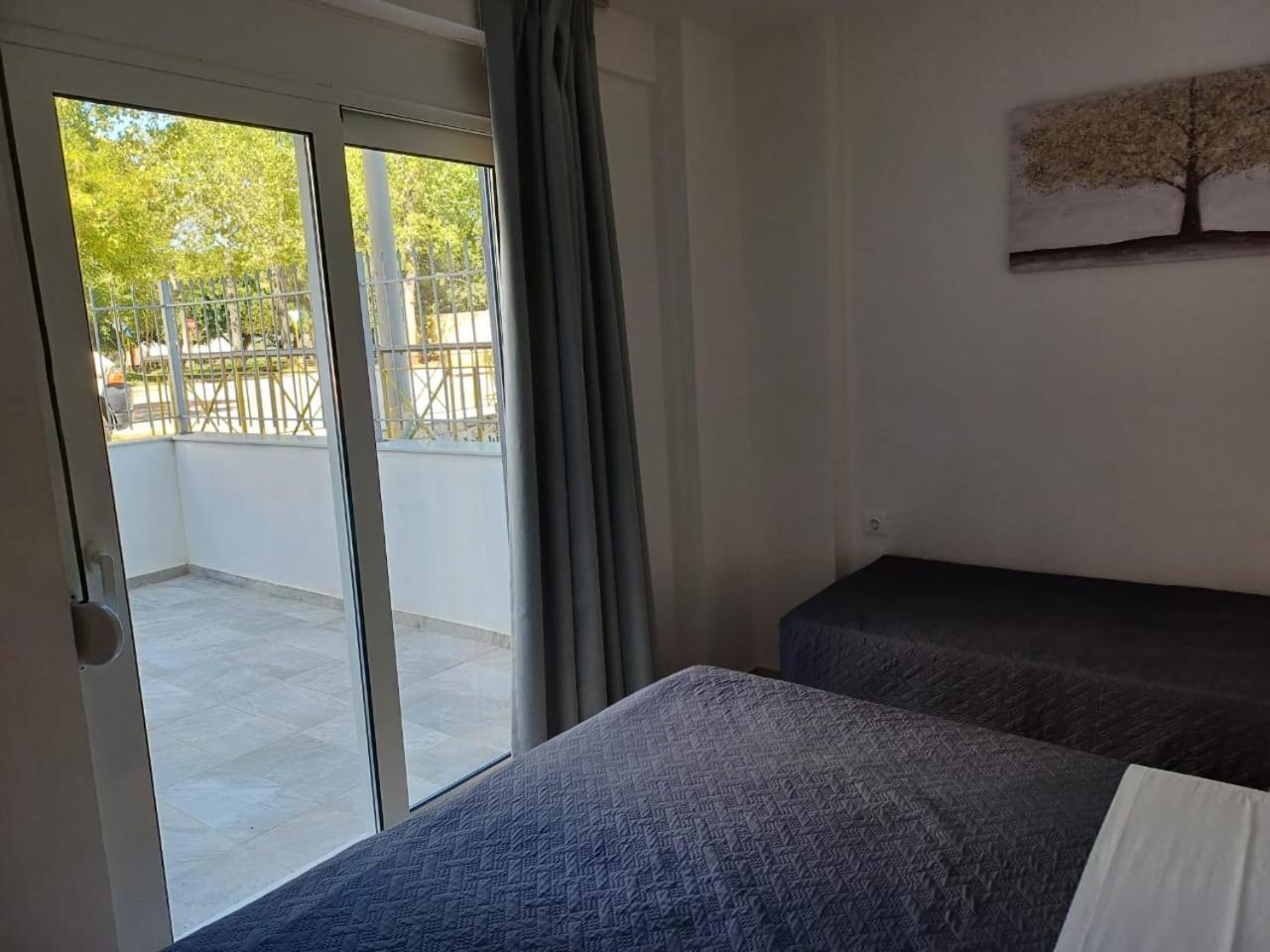 Deluxe City Hotel Chania  ภายนอก รูปภาพ