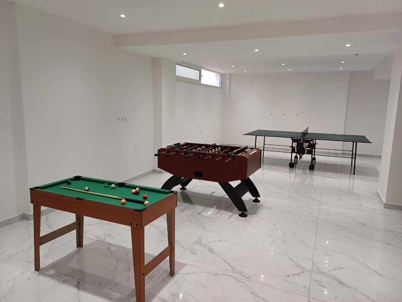 Deluxe City Hotel Chania  ภายนอก รูปภาพ