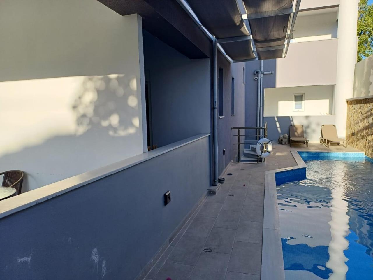 Deluxe City Hotel Chania  ภายนอก รูปภาพ